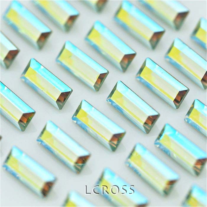 #4501 クリソライトAB（オーロラ） 7×3mm（レア）